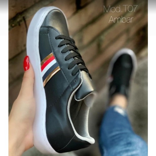 Cushion fit sneakers outlet